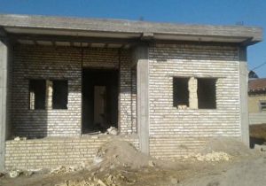 کمک بلاعوض به ۶۰ متقاضی مسکن محرومین در قیروکارزین