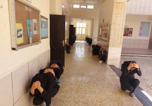 برگزاری مانور زلزله و آتش سوزی در مدرسه شبانه روزی الغدیر شهر قیر به مناسبت هفته سلامت