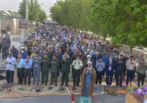 اقامه نماز عید فطر در قیروکارزین