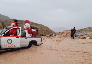 امدادرسانی به ۴ خانواده محصور در سیلاب