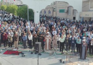 برپایی نماز عید سعید فطر در شهر قیر