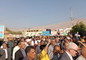 حضور مردم قیروکارزین در تجمع یوم الله ۱۳ آبان به روایت تصویر